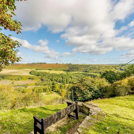 3 Bed In Pickering 88958 Holiday home *